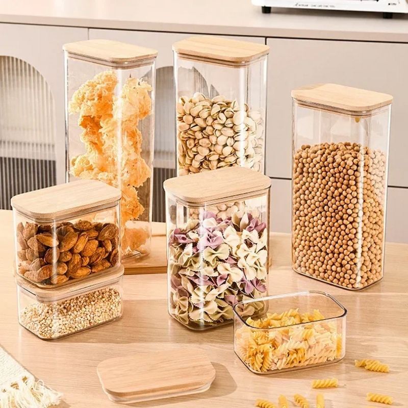 Recipientes de vidro com tampas de bambu