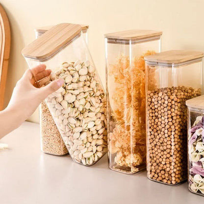 Recipientes de vidro com tampas de bambu
