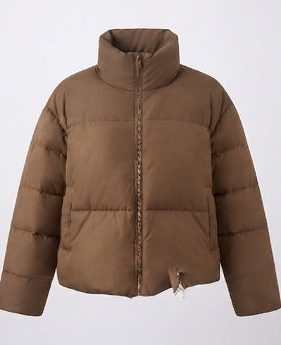 Women nan short cut padded short puffer with high stand-up collar and glossy microfiber surface