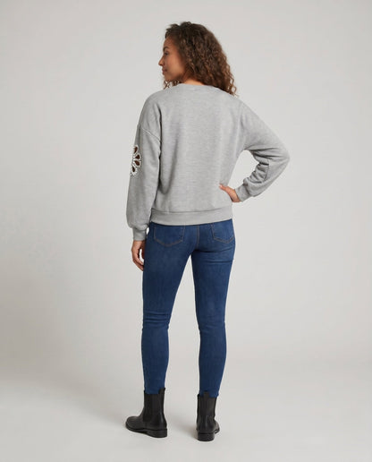 Ladies sweatshirt with decorative pearl accents - Chichicherry