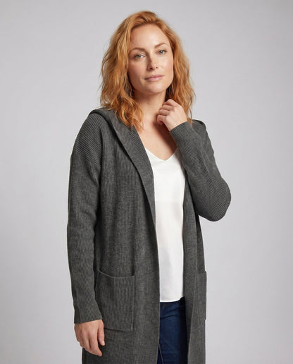 Women's cardigan with a casual fit and practical pockets - Chichicherry