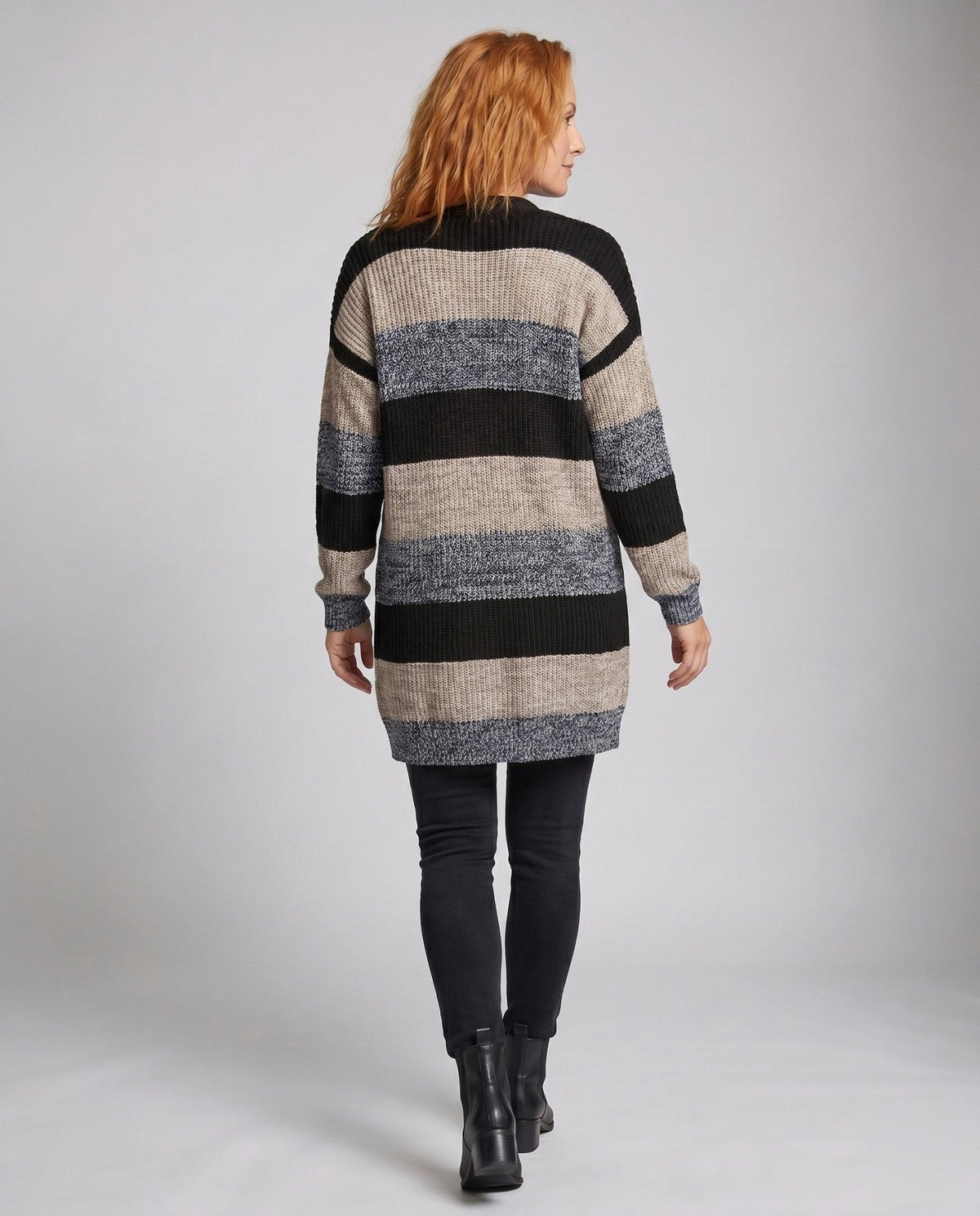 Women's cardigan with stylish striped pattern and oversized fit - Chichicherry