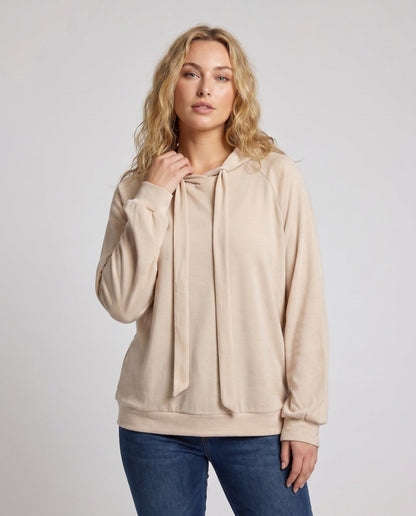 Women's casual hoodie with wide sleeves and drawstring - Chichicherry