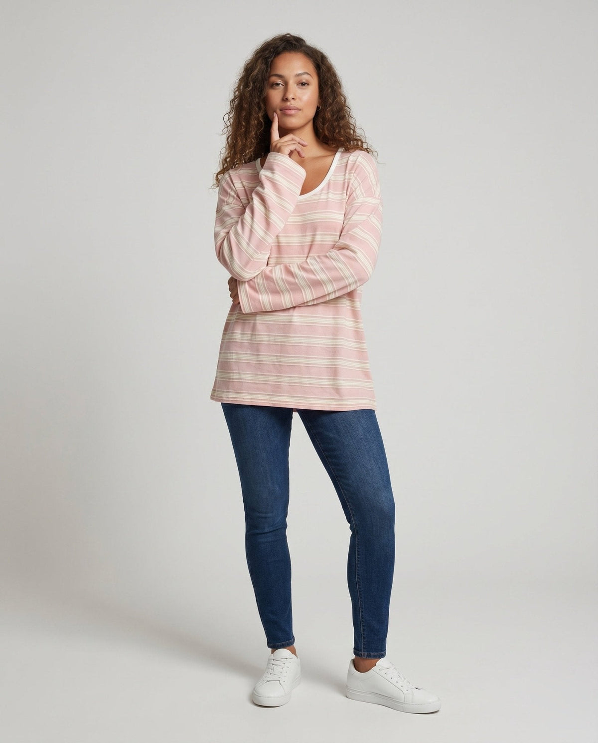 Women's casual long sleeve T-shirt with trendy striped pattern - Chichicherry