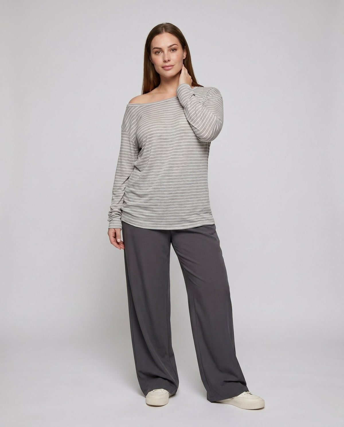 Women’s casual oversized shirt with wide, asymmetrical cut - Chichicherry