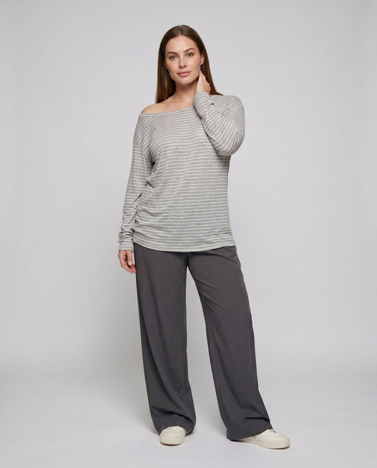 Women’s casual oversized shirt with wide, asymmetrical cut - Chichicherry