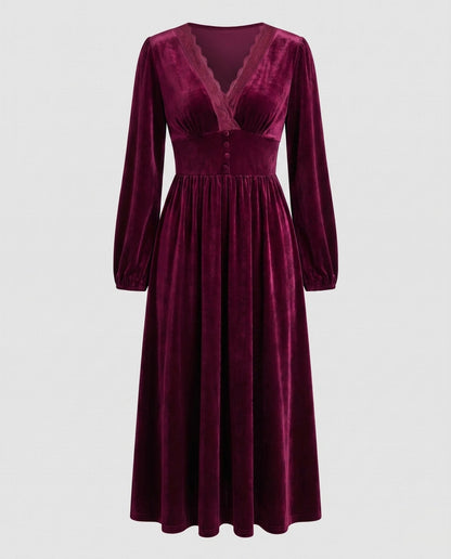 Women’s maxi dress with elegant lace accents - Chichicherry