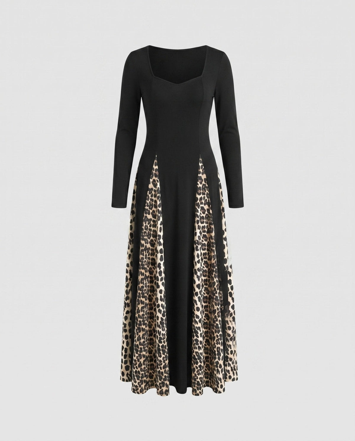 Women's maxi dress with sophisticated cut and eye-catching animal print - Chichicherry