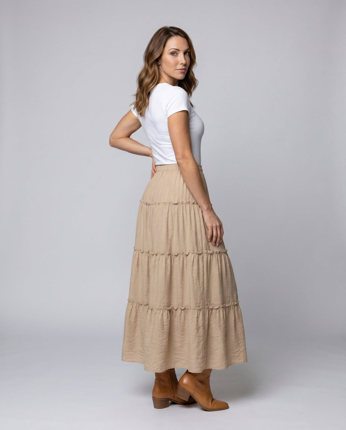 Women's maxi skirt with voluminous tiers and elastic waistband - Chichicherry