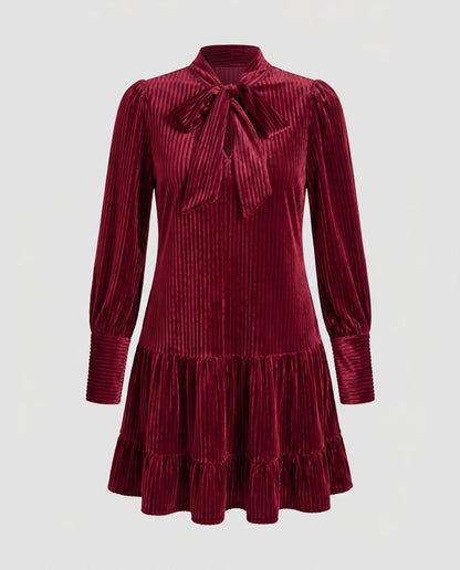 Women's pleated dress with elegant bow collar and ruffles - Chichicherry